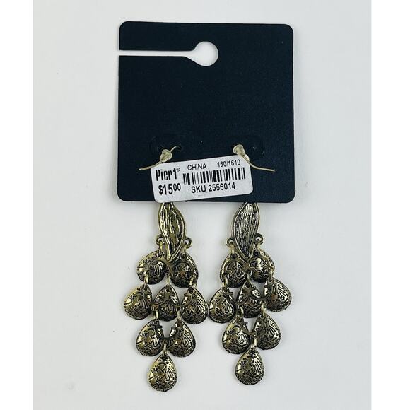 Pier 1 Peacock Dangle Earrings Brass tone Green Purple Blue Feathers Bird Cluste - Picture 6 of 10